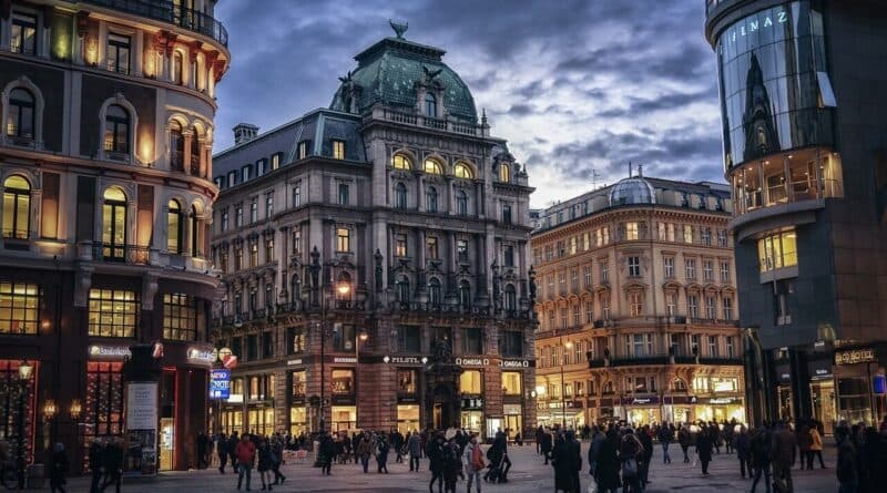 veduta di vienna di sera