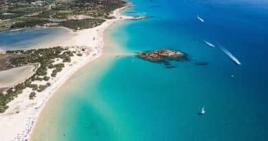 Vacanze 2021 in Sardegna: 5 dritte per un viaggio low cost Vacanze 2021 in Sardegna: 5 dritte per un viaggio low cost